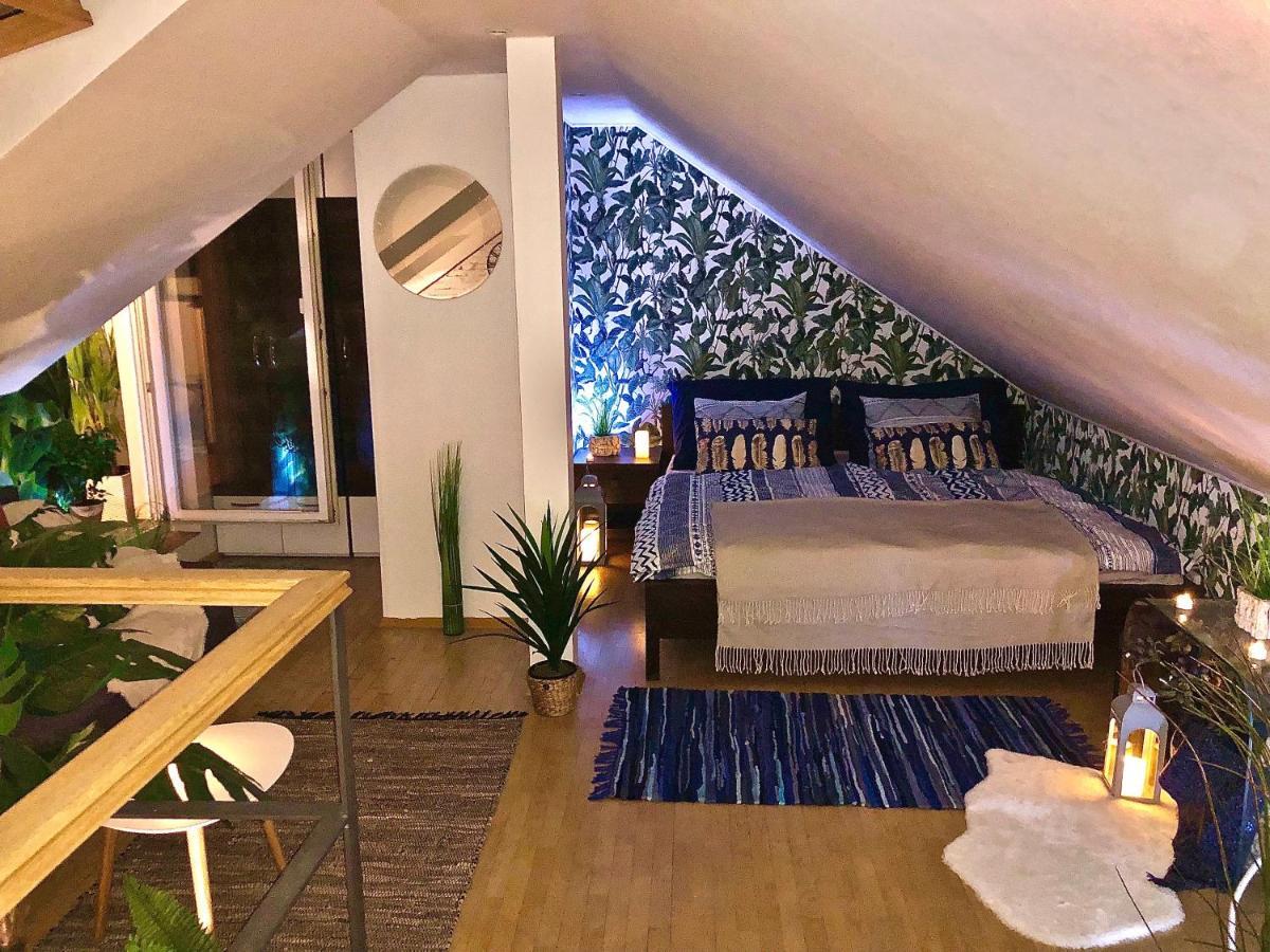 Appartamento Duplex With Quite Terrace On Wenceslas Sq. *