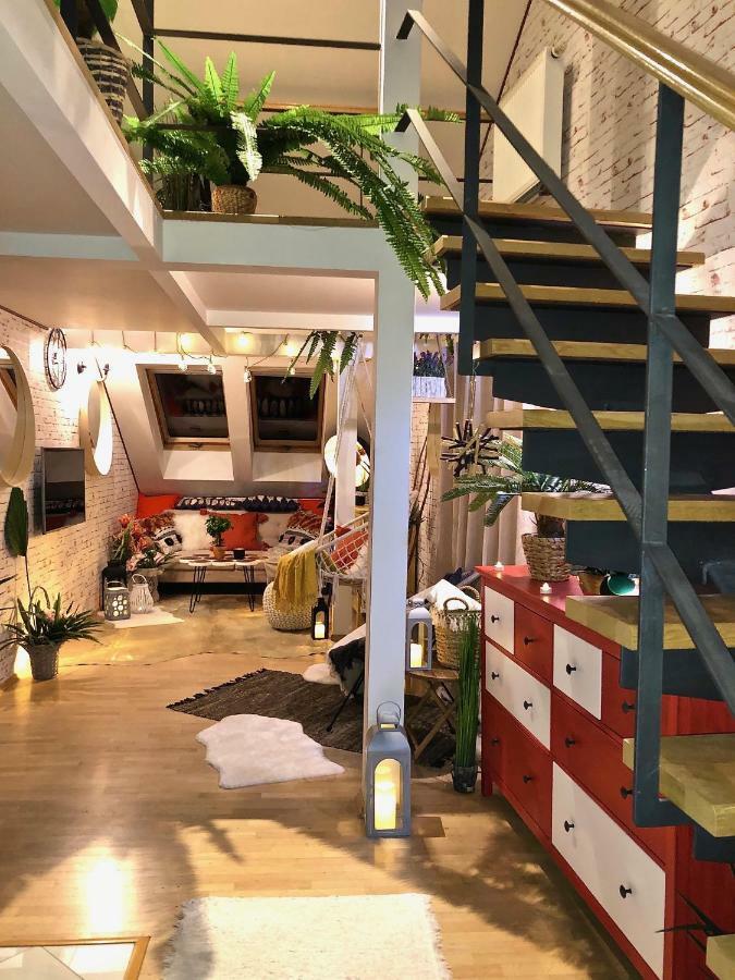 Appartement Duplex With Quite Terrace On Wenceslas Sq. Praag
